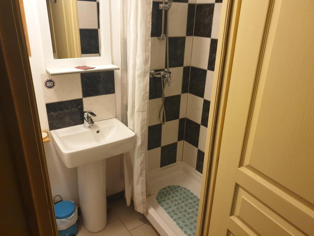 Le Poudrier Hotel Limoges Buitenkant foto